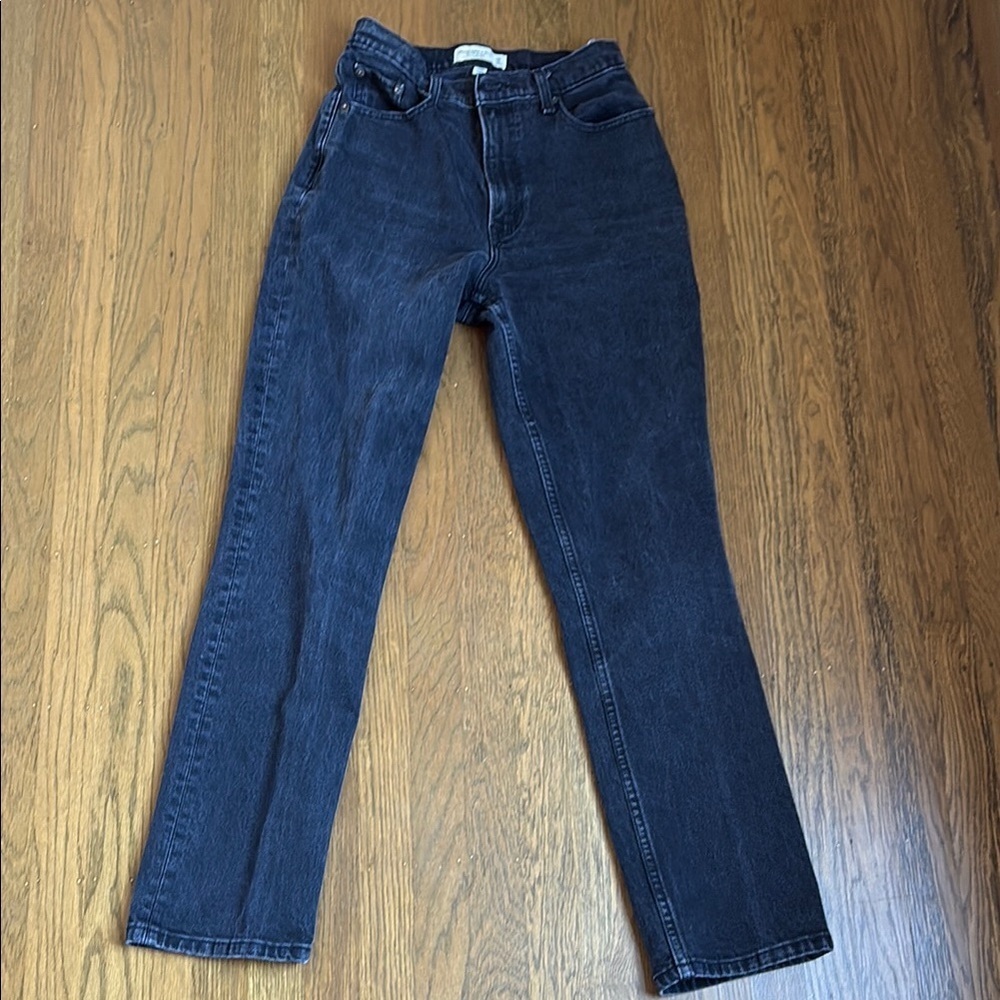 Abercrombie & Fitch The 90s Straight Ultra High Rise size 26/2